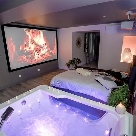 Appartement De Luxe Balneo Et Cinema Le Saona *